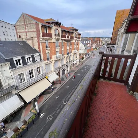 Appartement Duplex En Plein Centre, 3min *