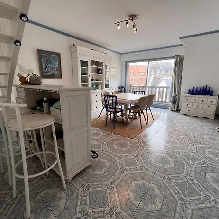 Апартаменты Duplex En Plein Centre, 3min Довиль