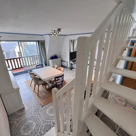 Duplex En Plein Centre, 3min * Deauville