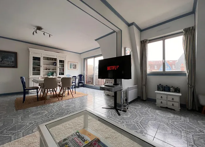 Duplex En Plein Centre, 3min Apartman Deauville