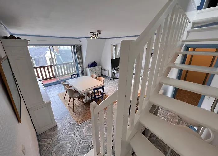 Duplex En Plein Centre, 3min * Deauville